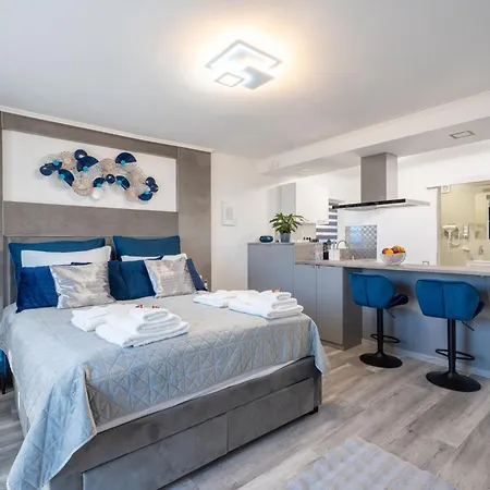Aranyhegy Apartmanhaz