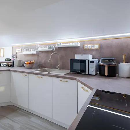 Daire Aranyhegy Apartmanhaz